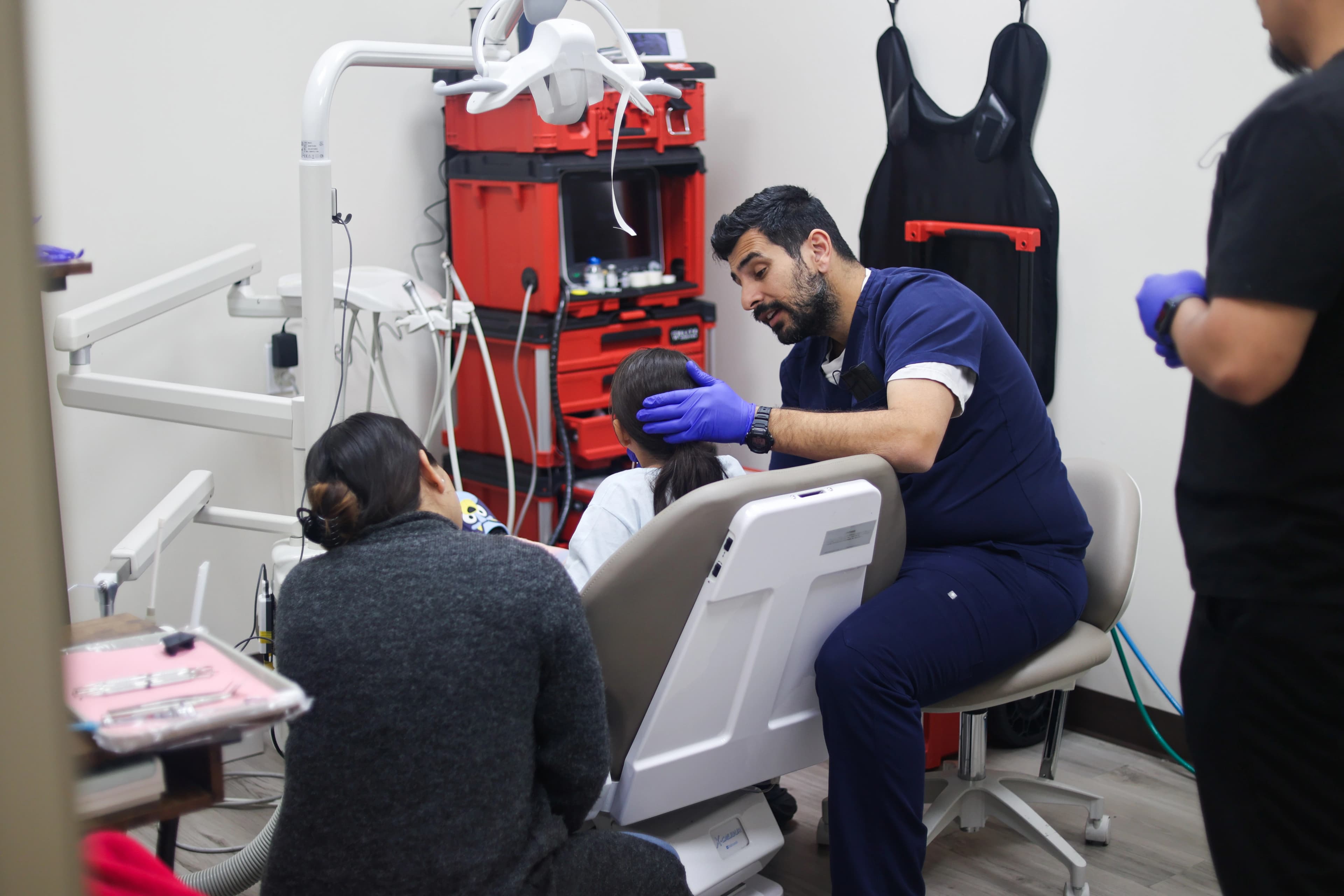 Gallery image 4 - 5.webp